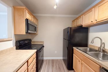 Photo 2 of 18 of 2304 Myron Dr, Raleigh, NC