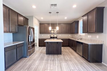 Photo 2 of 27 of 11422 W Foxfire Dr, Surprise, AZ