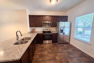 Photo 2 of 20 of 857 Forest Park Rd, Columbia, SC