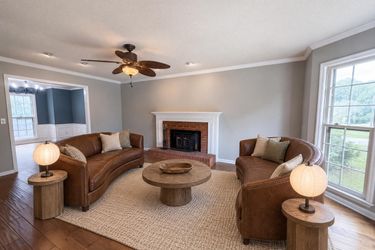 Photo 2 of 31 of 3795 Churchill Dr, Marietta, GA