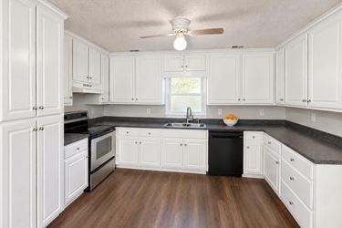 Photo 2 of 20 of 3420 Cook Rd, Gainesville, GA