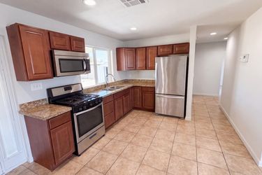 Photo 2 of 19 of 7312 W Mescal St, Peoria, AZ