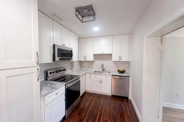 Photo 2 of 21 of 10806 W Elbow Dr, Tampa, FL