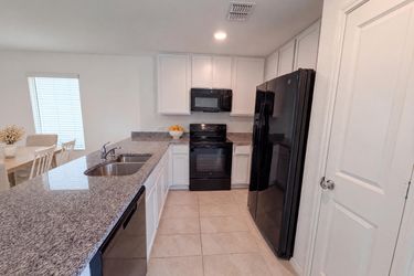 Photo 2 of 18 of 2972 Audles Ln, Dallas, TX