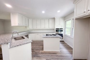 Photo 2 of 22 of 115 Redcoat Dr, Fort Mill, SC