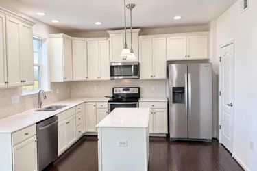 Photo 2 of 21 of 178 Fitzgerald St, Gerrardstown, WV