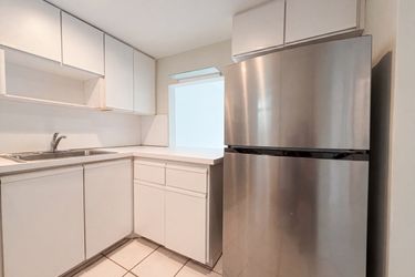 Photo 2 of 17 of 200 Galen Dr, Key Biscayne, FL