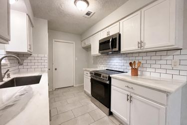 Photo 2 of 31 of 23110 Pennsgrove Rd, Spring, TX