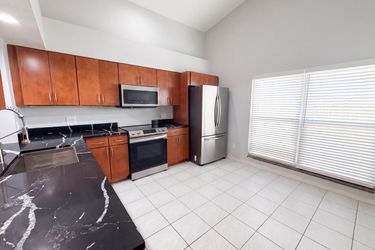 Photo 2 of 21 of 1204 Tiger Wood Ct, Valrico, FL