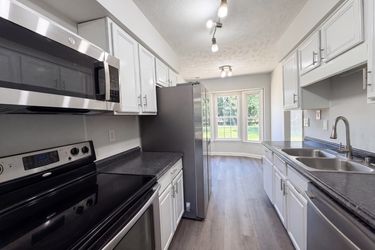 Photo 2 of 17 of 2577 Previs Rd, Fayetteville, NC