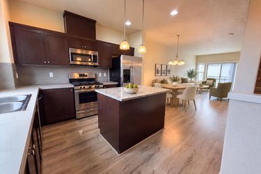 Photo 2 of 21 of 28428 SW Villebois Dr N, Wilsonville, OR