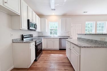 Photo 2 of 17 of 10648 Secret Garden Ln, Charlotte, NC