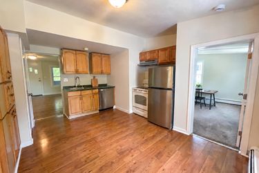 Photo 2 of 22 of 361 Tremont St, Taunton, MA