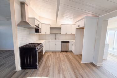 Photo 2 of 14 of 8869 Tangelo Ave, Fontana, CA