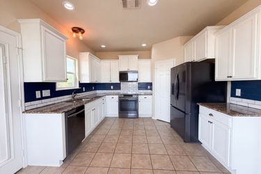 Photo 2 of 18 of 9603 Orion Dr, Temple, TX
