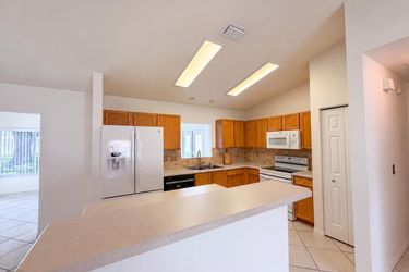 Photo 2 of 25 of 14280 SE 85th Ave, Summerfield, FL