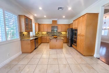 Photo 2 of 33 of 6520 Nebula Ct, Rocklin, CA