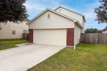 Exterior photo of 15019 Silhouette Ridge Dr