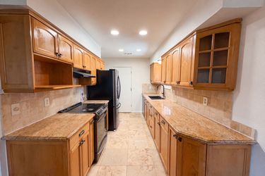 Photo 2 of 27 of 6620 Twining Way, Citrus Heights, CA