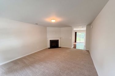 Photo 2 of 32 of 900 Etta Pl, Gastonia, NC