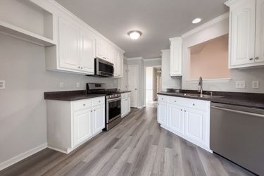 Photo 2 of 23 of 321 Groundsel Pl, Clayton, NC