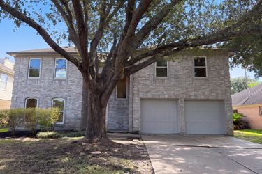 Photo 2 of 31 of 1115 Long Prairie Dr, Katy, TX