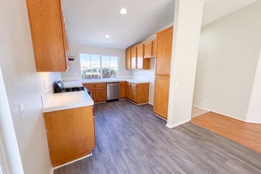 Photo 2 of 18 of 13241 Cameron St, Victorville, CA