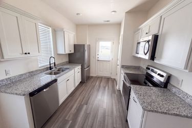 Photo 2 of 24 of 615 Polaris Way, Summerville, SC