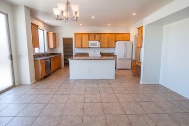 Photo 2 of 36 of 9029 W Yukon Dr, Peoria, AZ