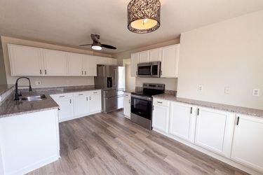 Photo 2 of 33 of 9537 Clayton Ct, Thornton, CO