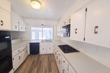 Photo 2 of 17 of 1500 Dallas St, Killeen, TX