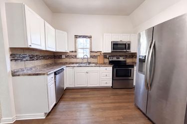 Photo 2 of 16 of 1216 Bessie St, Fort Worth, TX