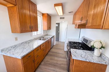 Photo 2 of 21 of 2901 N Cloverland Ave, Tucson, AZ