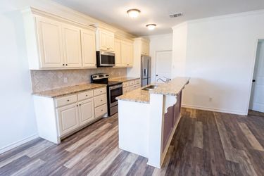 Photo 2 of 27 of 8809 10th St, Lubbock, TX