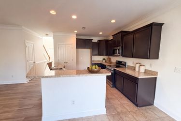 Photo 2 of 35 of 2703 Fern Willow Ct, Fuquay Varina, NC