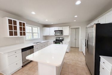 Photo 2 of 31 of 12608 Quarterhorse Dr, Bowie, MD