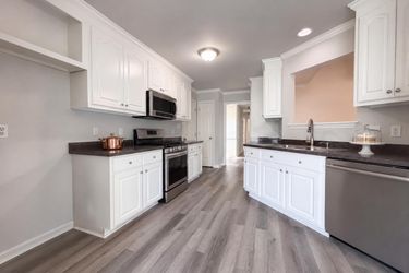 Photo 2 of 23 of 321 Groundsel Pl, Clayton, NC