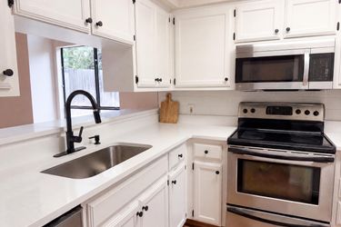 Photo 2 of 16 of 3801 Menchaca Rd, Austin, TX