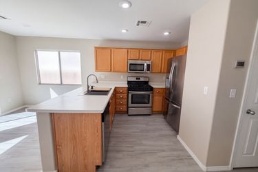 Photo 2 of 19 of 8141 Finch Feather St, Las Vegas, NV