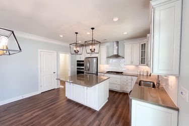 Photo 2 of 34 of 2455 Judson Dr, Gastonia, NC