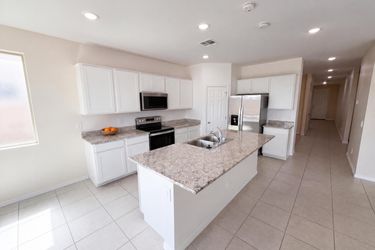 Photo 2 of 29 of 4617 S 108th Ave, Tolleson, AZ