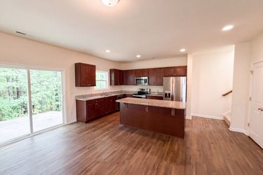 Photo 2 of 17 of 913 Peninsula Pl, Knightdale, NC