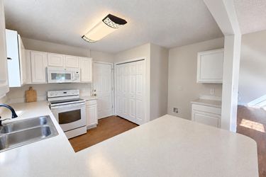 Photo 2 of 22 of 3512 Braden Dr, Charlotte, NC
