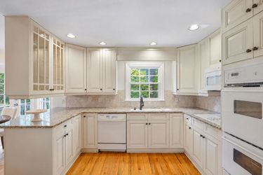 Photo 2 of 33 of 1127 Aurora Ct, Atlanta, GA