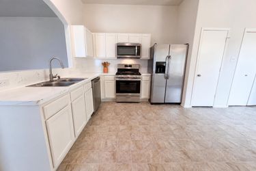 Photo 2 of 23 of 7435 Kennemer Dr, Humble, TX