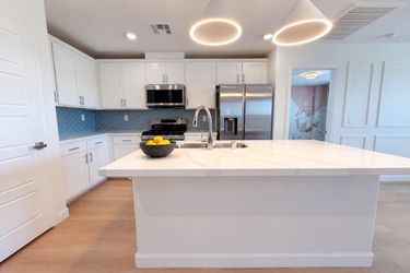 Photo 2 of 19 of 541 Bellum Dr, Henderson, NV