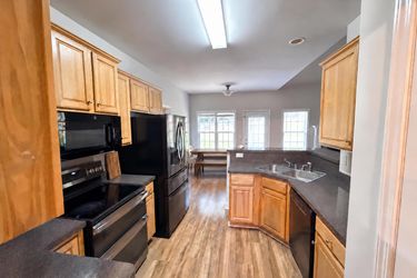 Photo 2 of 43 of 8230 Mossybrook Ln, Douglasville, GA