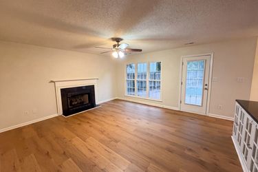 Photo 2 of 35 of 3737 Winterberry Ct NW, Concord, NC