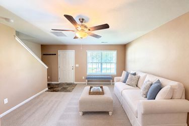 Photo 2 of 19 of 1578 Zeverly St, Winston Salem, NC