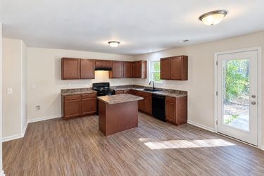 Photo 2 of 30 of 658 Buckskin Rd, Oakboro, NC